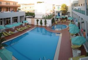Flisvos Beach (Adults Only) Apartment Rethymno  Bagian luar foto