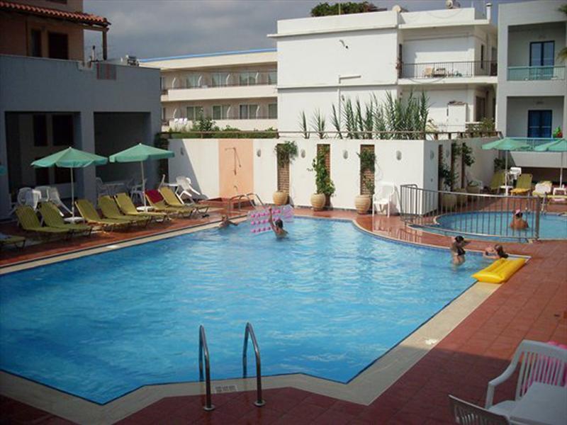 Flisvos Beach (Adults Only) Apartment Rethymno  Bagian luar foto